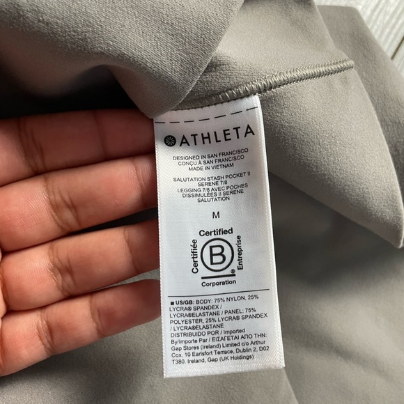 Athleta‎ Salutation Stash Pocket II Serene 7/8 Leggings - Picture 5 of 7